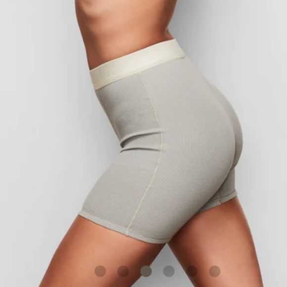 Skims cotton rib boxer - Picture 3 of 9